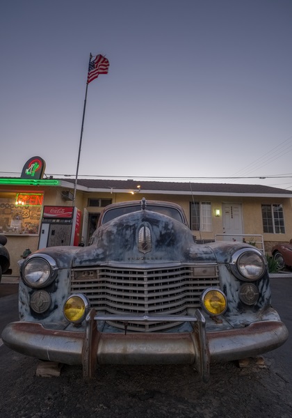 CADILLAC ROUTE 66 BARSTOW
